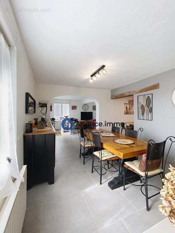 Maison à SAVIGNE-SUR-LATHAN