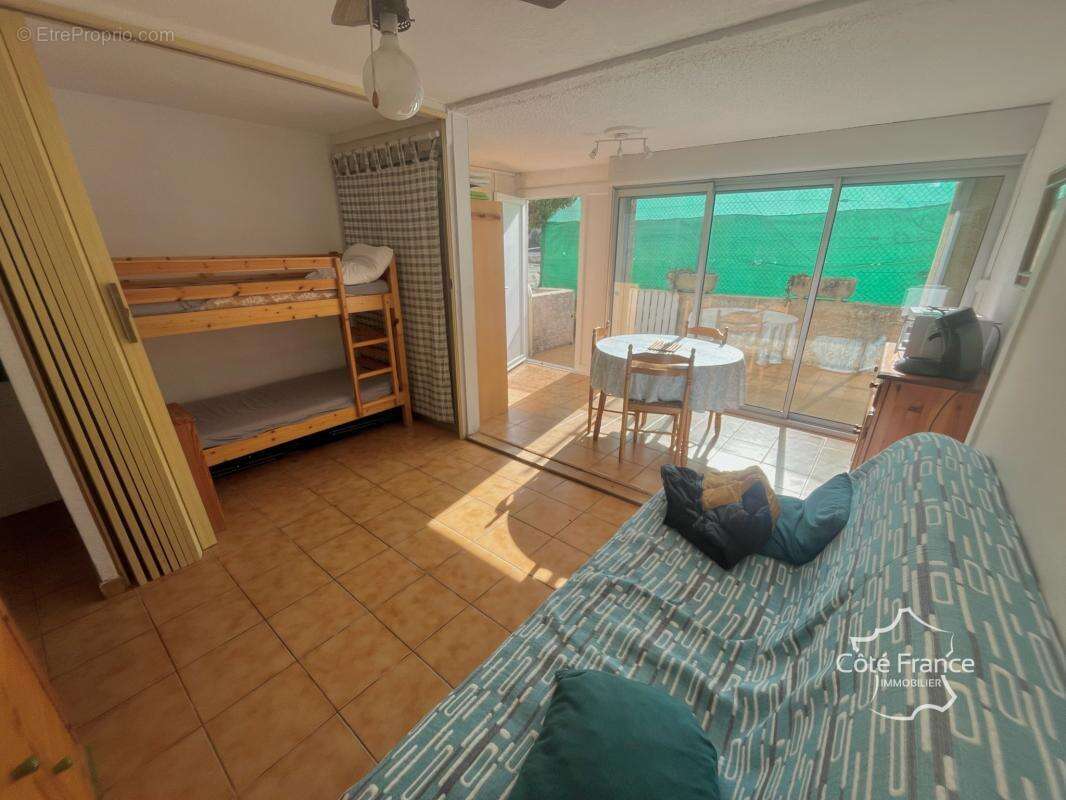 Spacieux Rez de jardin d'une chambre et cabine secteur Riche - photo 5