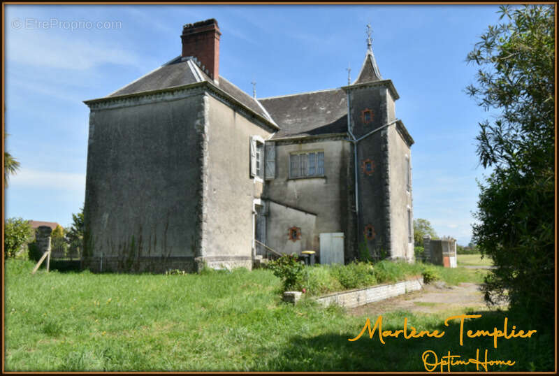 Maison à NAVARRENX