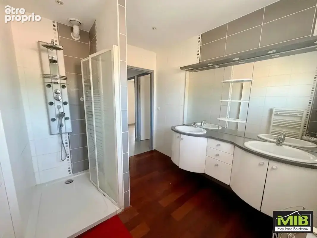 Grande maison familiale avec jardin et piscine – podensac - photo 9