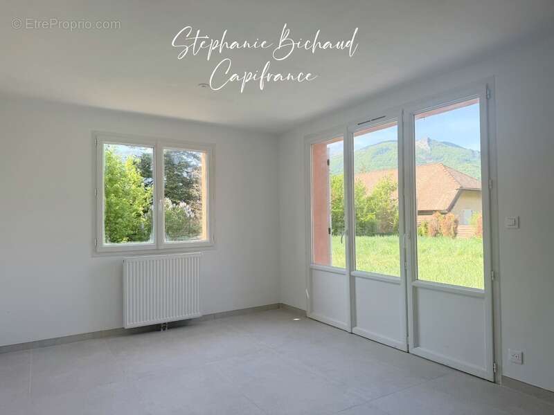 Maison à vendre 7 pièces LA ROCHE DES ARNAUDS (05) - photo 4