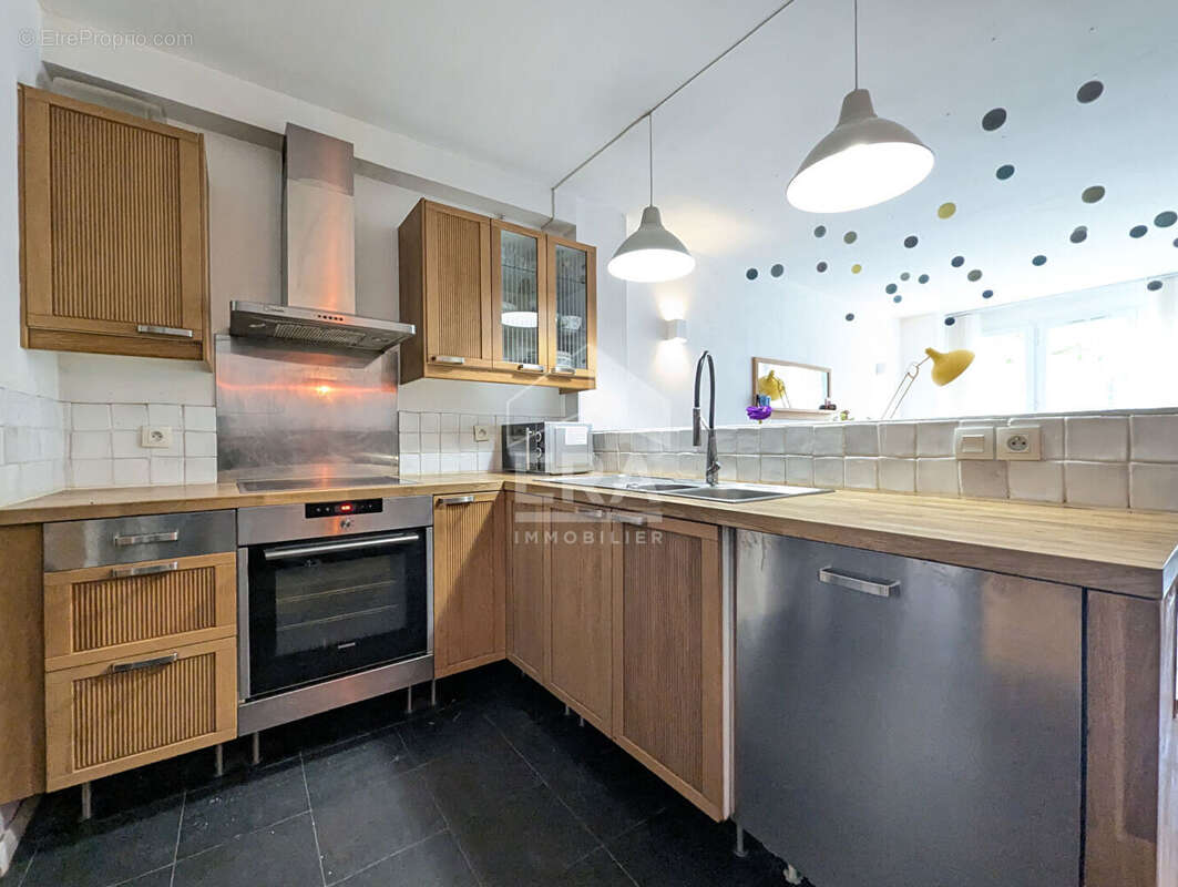 Appartement à FONTENAY-SOUS-BOIS