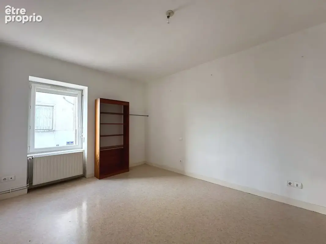 Chambre 2 T3 - 2e Etage