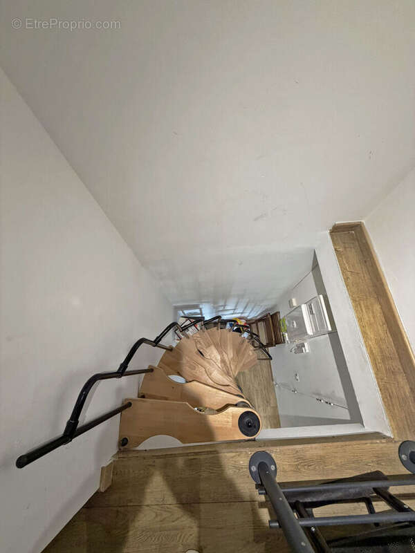 Appartement à PEYNIER