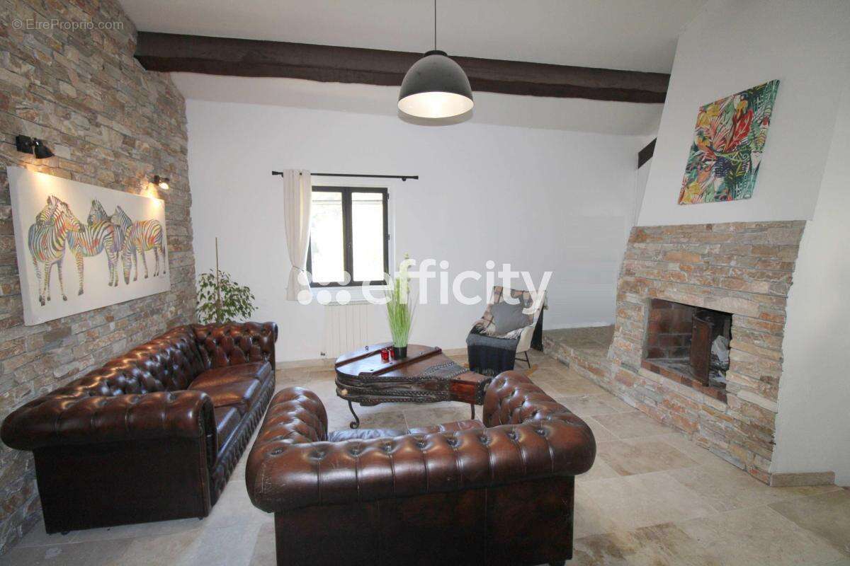 Maison à LA BOUILLADISSE