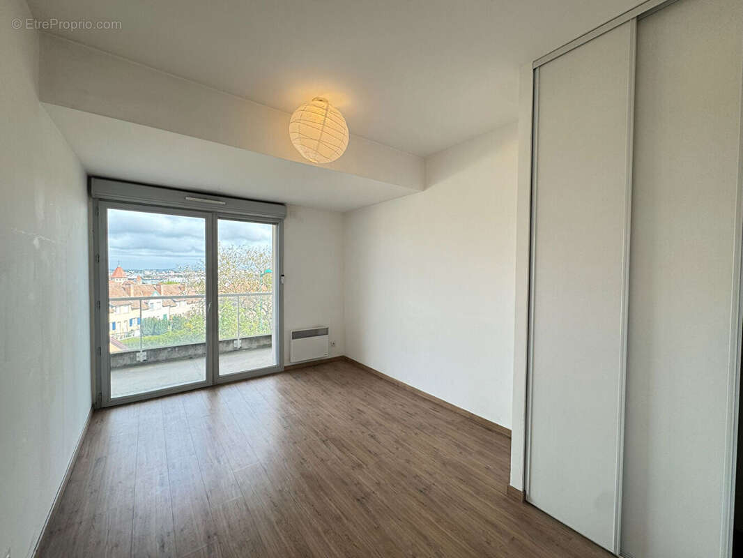 Appartement terrasse type 3  - 76 m² - secteur pommery - photo 6