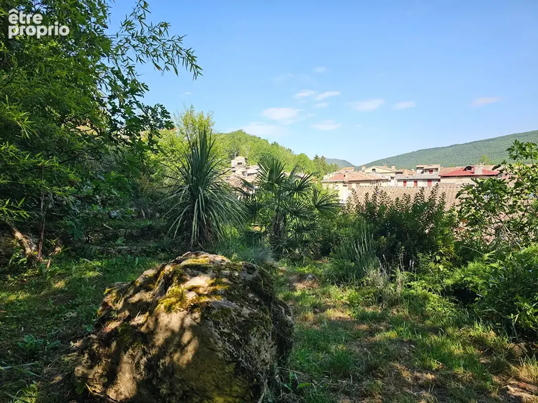 Ancienne manufacture rénovée avec jardin, garage et atelier - photo 10