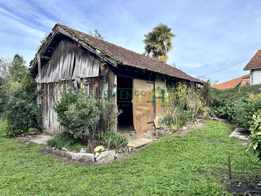 Maison à AUTEVIELLE-SAINT-MARTIN-BIDEREN