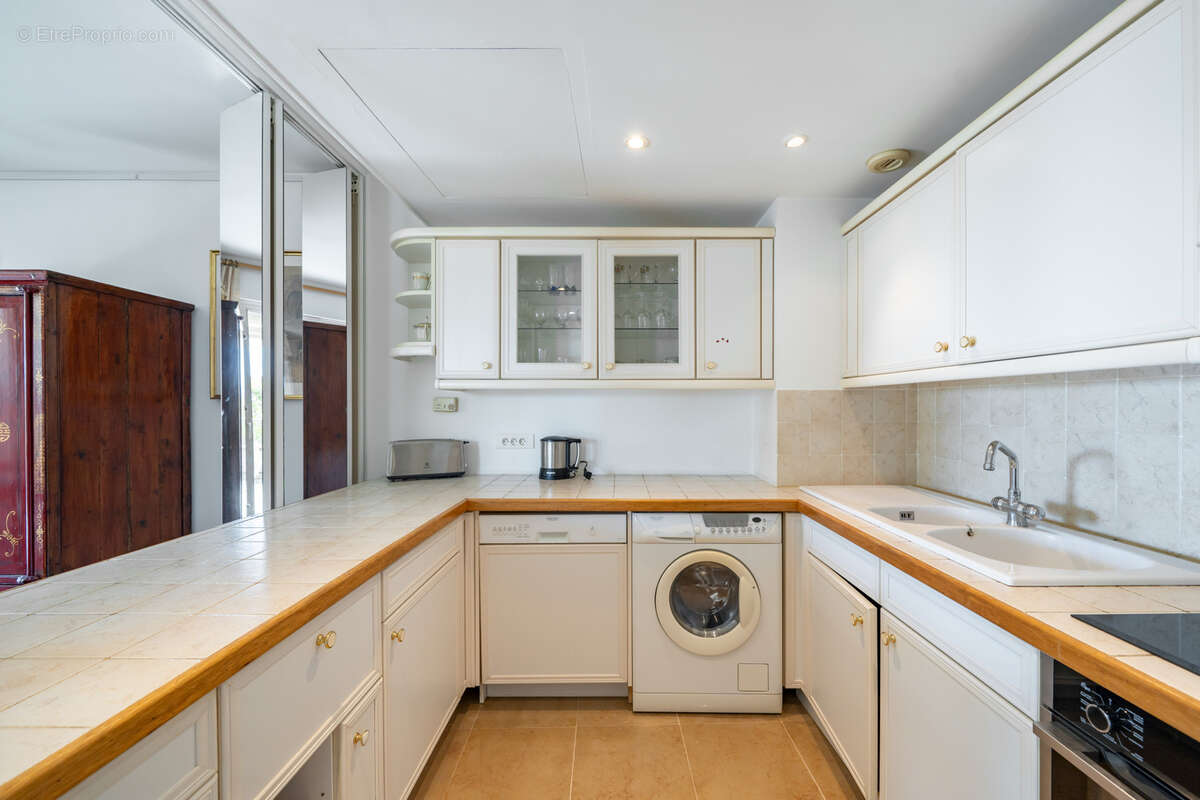 Appartement à LE CANNET