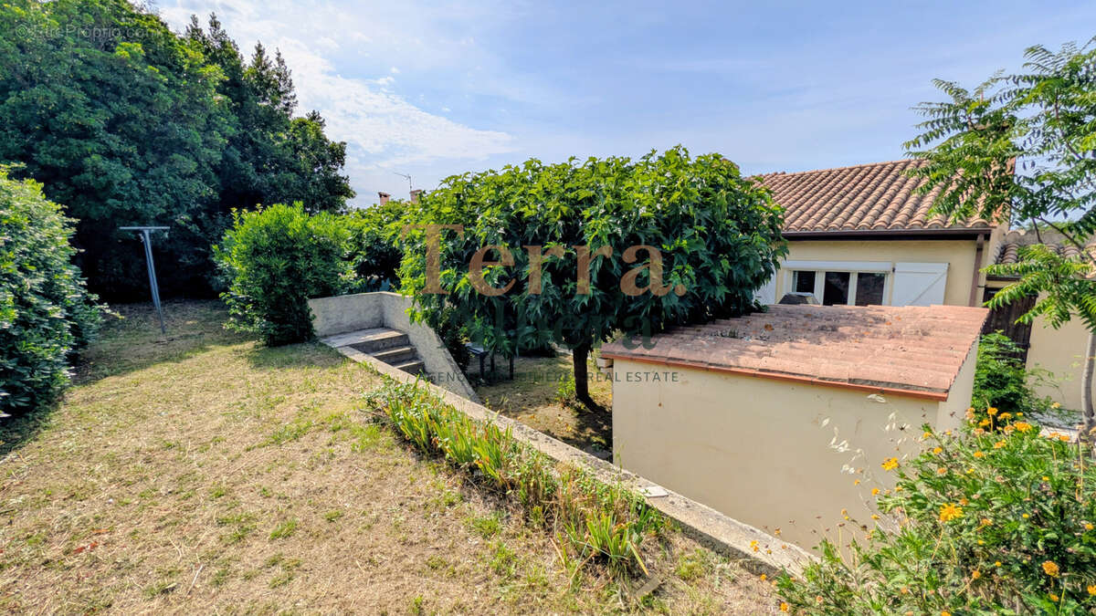 Maison à LAROQUE-DES-ALBERES