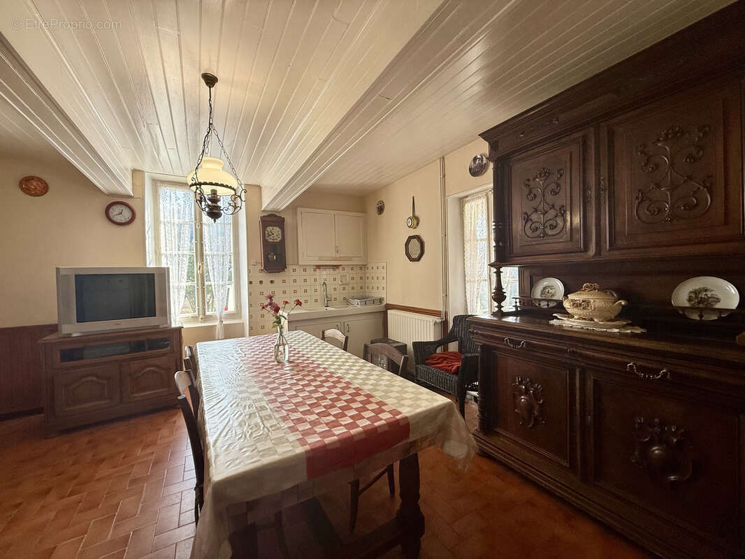 Maison à L&#039;ISLE-JOURDAIN