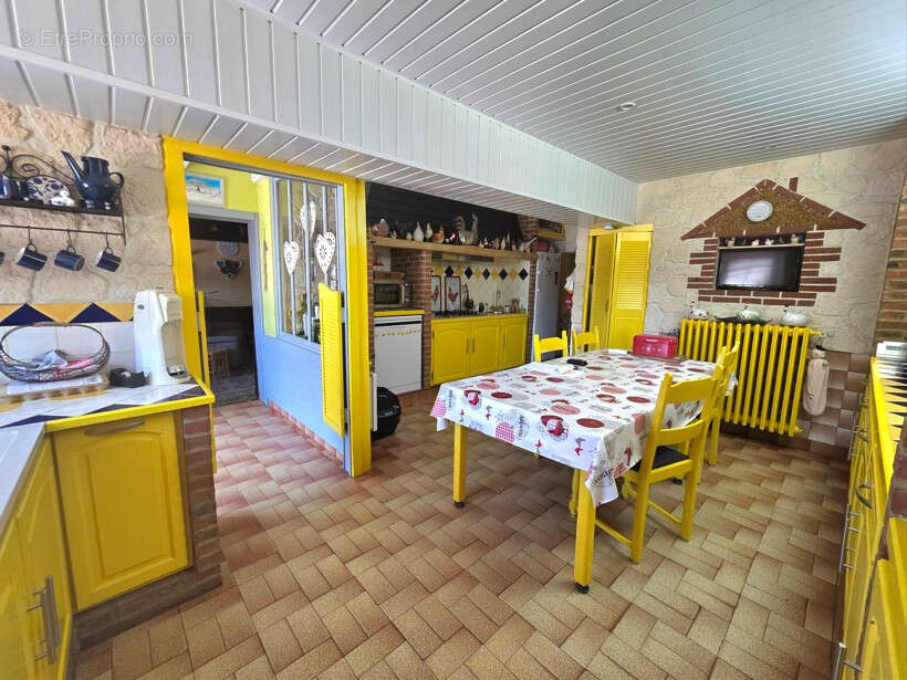 Maison 175 m² à Aubenton  - photo 9