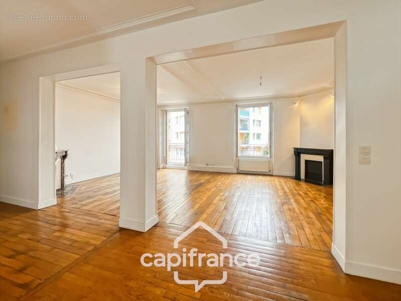 Appartement à FONTENAY-SOUS-BOIS