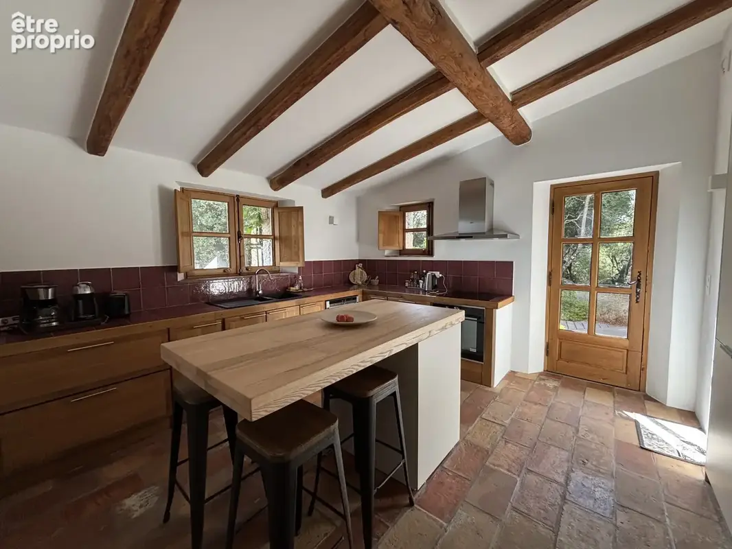 Charmante bergerie de 116m2 avec piscine et jardin arboré - photo 10