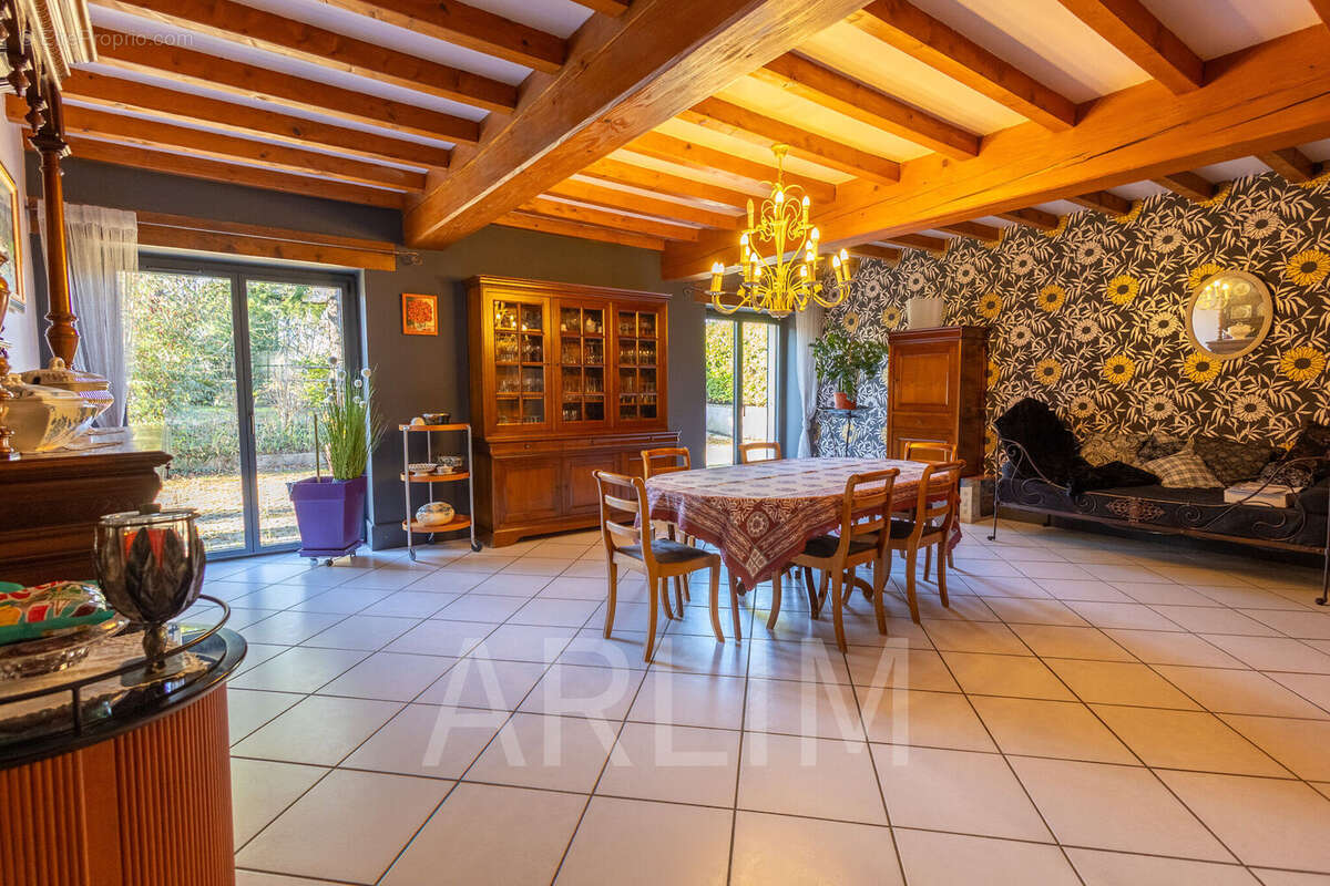 Photo 5 - Maison à VILLETTE-SUR-AIN