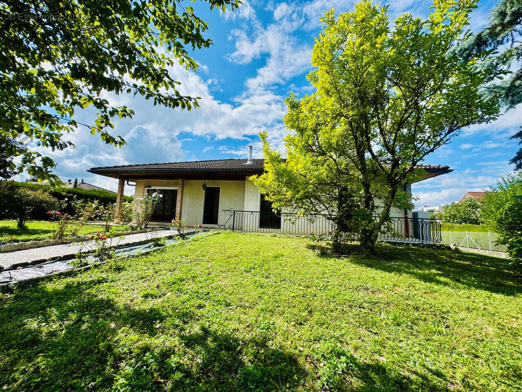 2 - Maison à FEIGERES