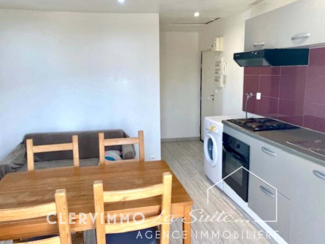 Appartement à MARSEILLE-9E