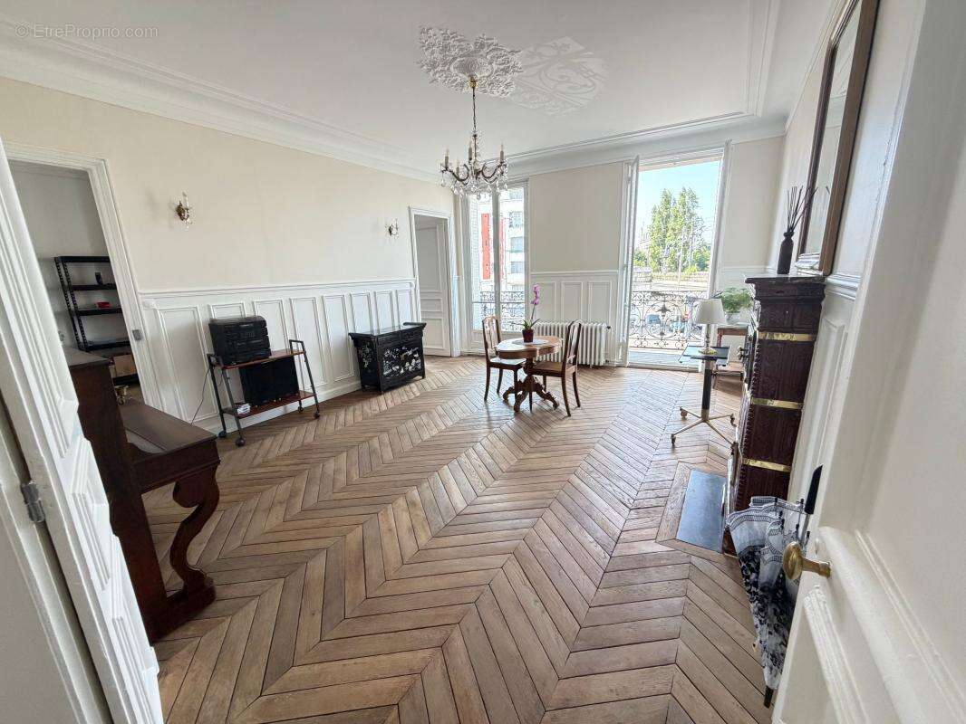 Appartement à VILLEMOMBLE