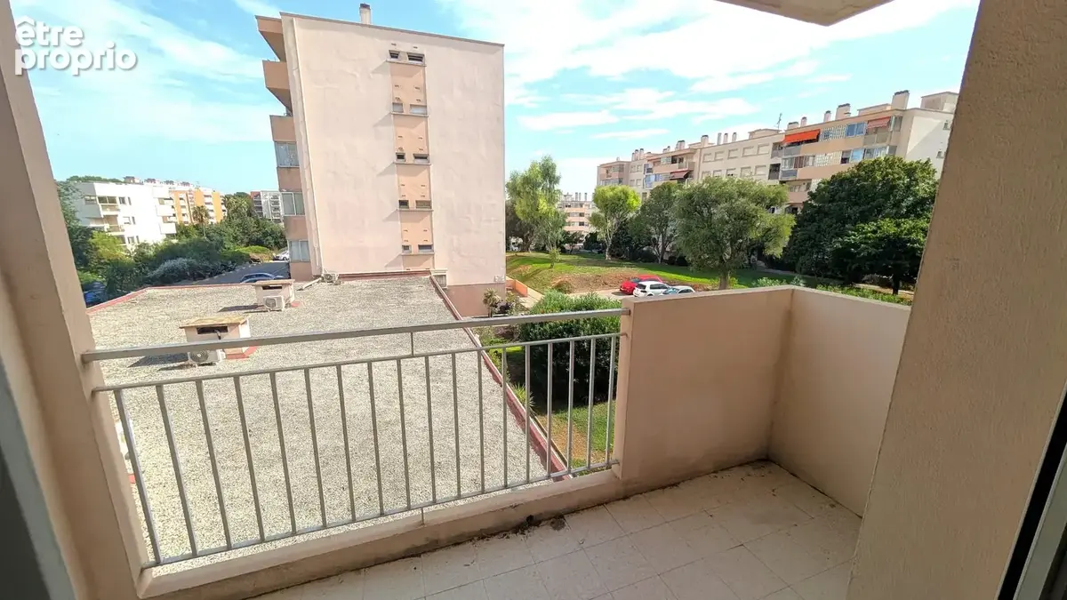 Appartement 3 pièces 56 m² à vendre à Antibes (06600) - photo 2
