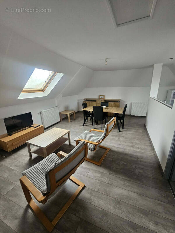 Appartement à ORIGNY-SAINTE-BENOITE