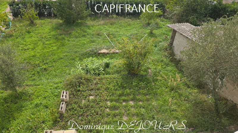 Maison à SAINT-SAUVEUR-DE-MONTAGUT