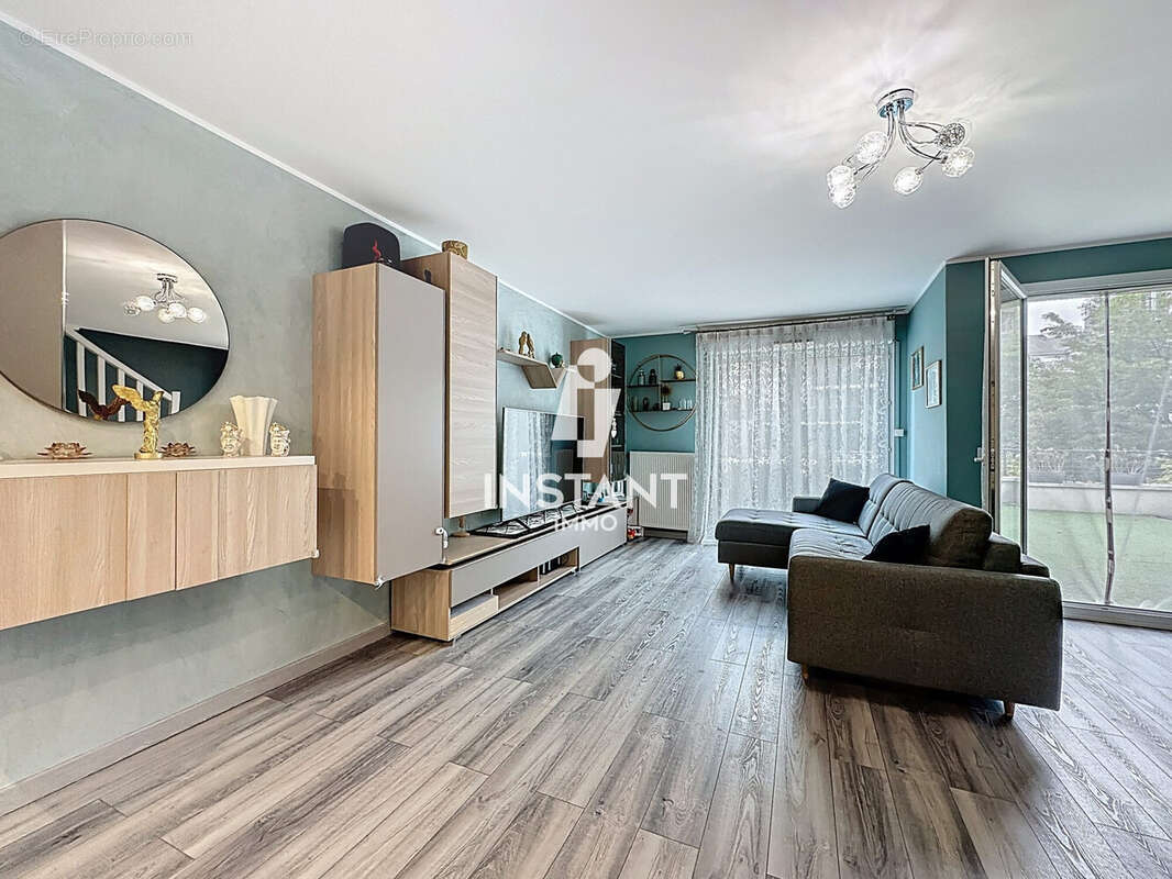 Appartement à VILLENEUVE-LE-ROI