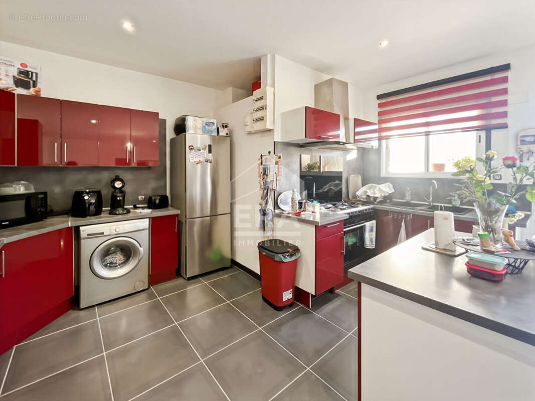 Appartement à MARSEILLE-12E