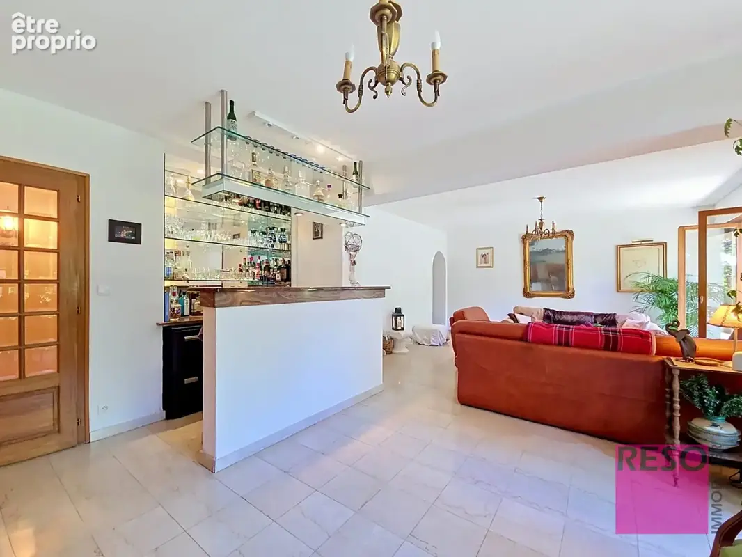 Maison 13 pièces 347 m² à vendre à Valleiry (74520) - photo 8