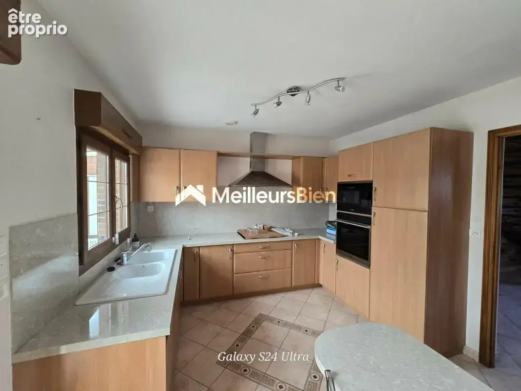 Maison 6 pièces 3 chambres 149 m² proche Le Quesnoy, terrain 2500 m² - photo 9