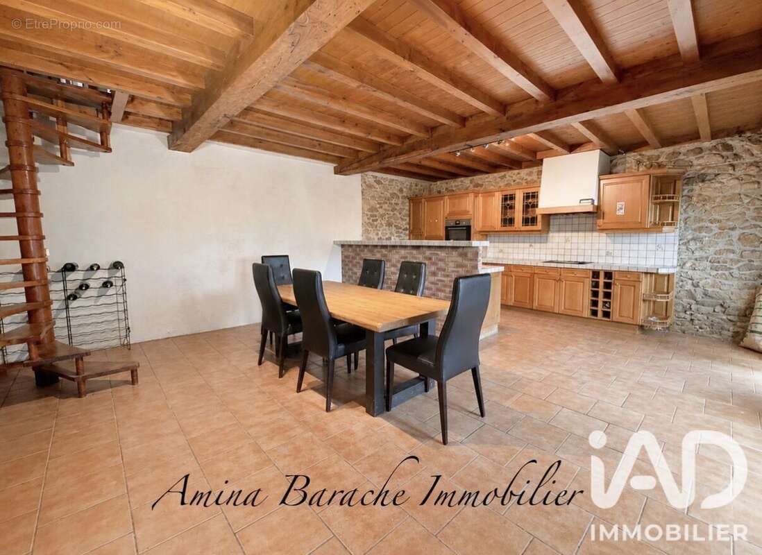 Maison 211 m² à Realmont  - photo 9