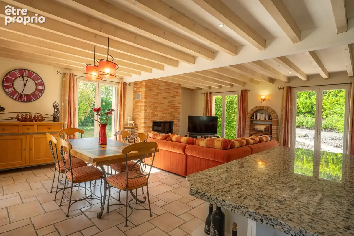 Belle maison contemporaine avec piscine, grand terrain et vue sur la campagne - photo 12