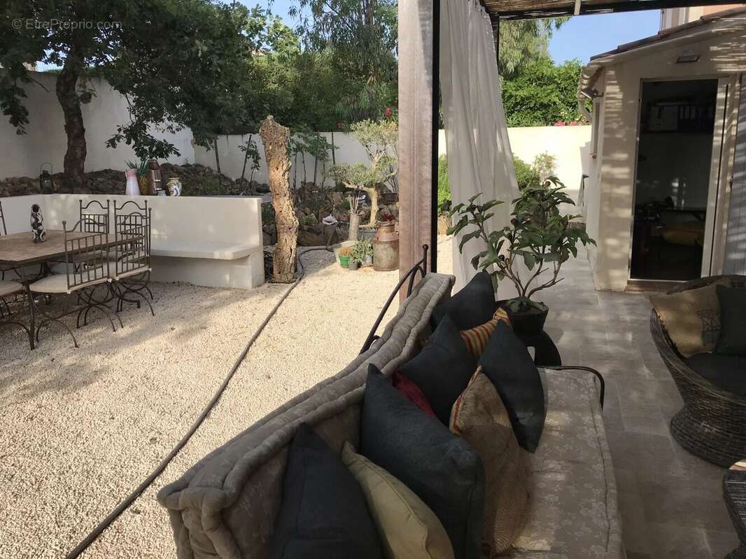Maison à COGOLIN