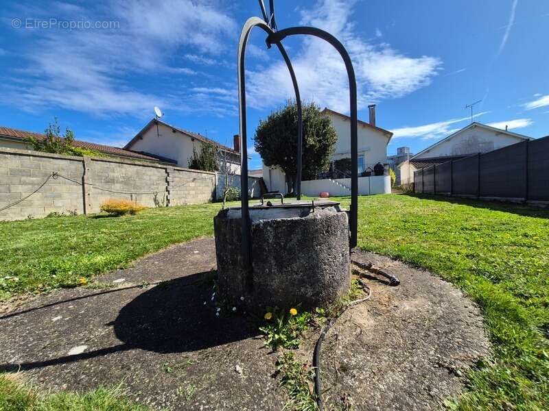 Maison à GOND-PONTOUVRE