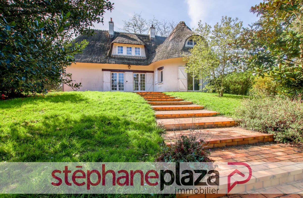 Maison à NOYAL-SUR-VILAINE