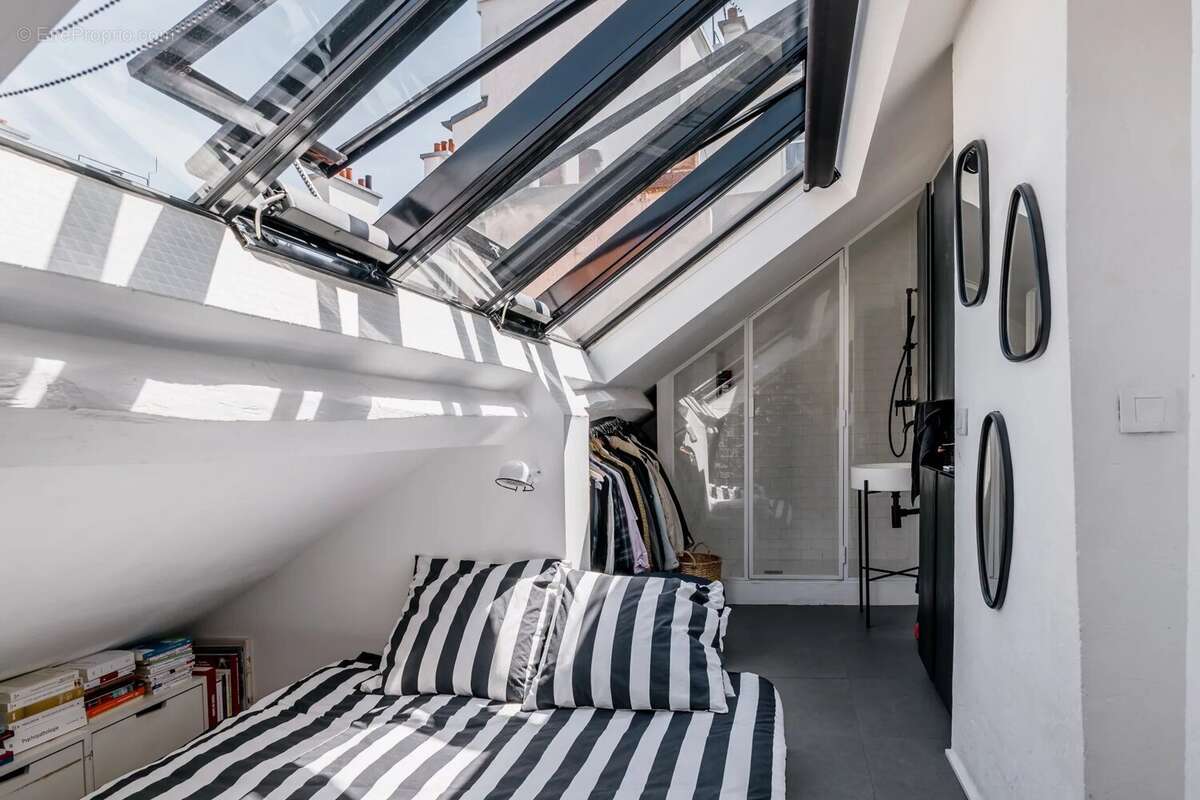 Appartement à PARIS-9E