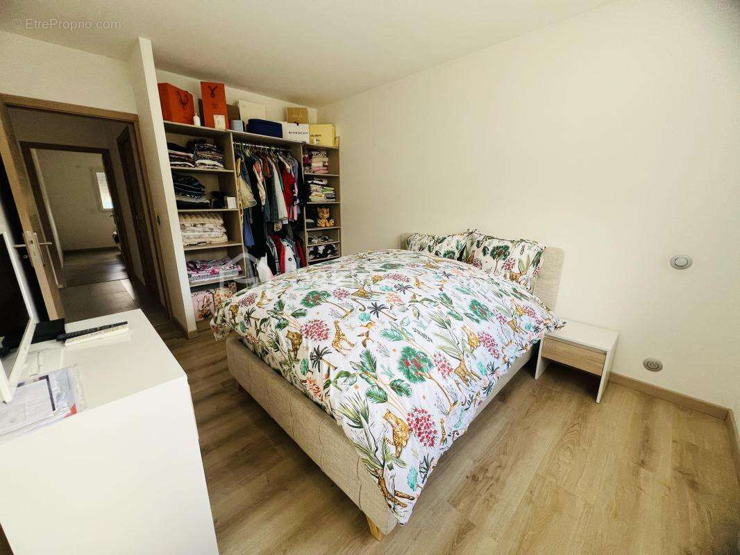 Maison à SAINT-GERMAIN-LES-ARPAJON