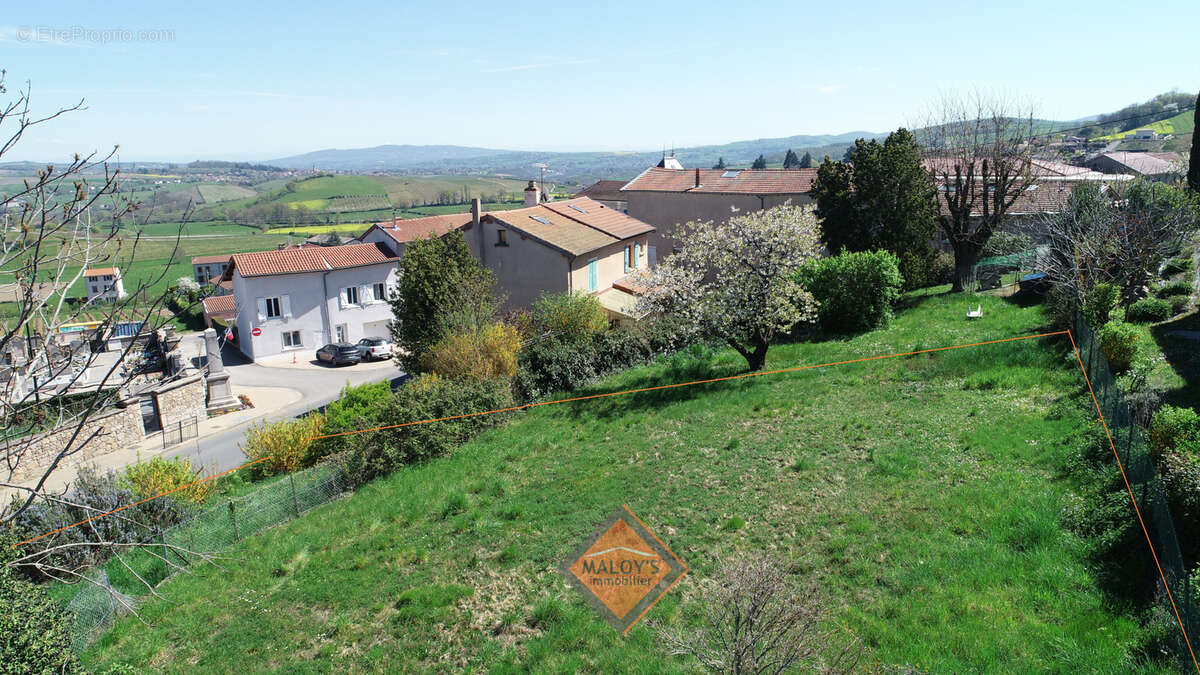 Terrain à SAINT-ROMAIN-DE-POPEY