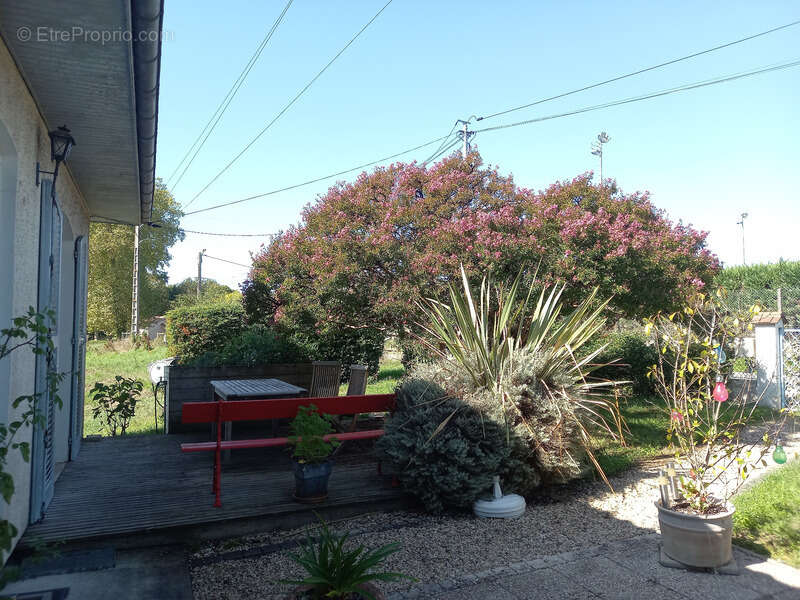 Maison à SAINT-AIGULIN