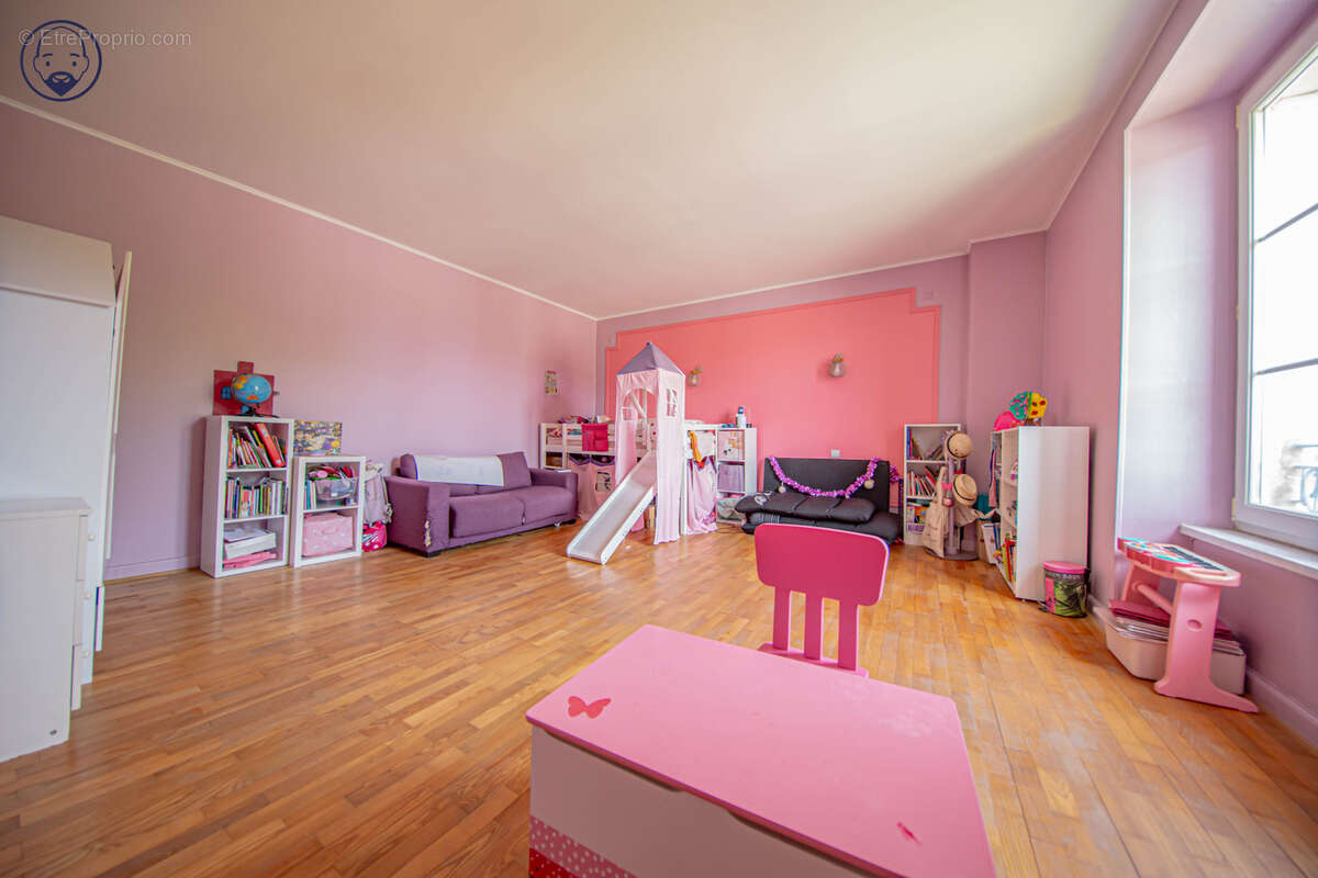 Maison de maître aux volumes généreux idéalement située sur l'axe Saint-Mihiel/Verdun - photo 22