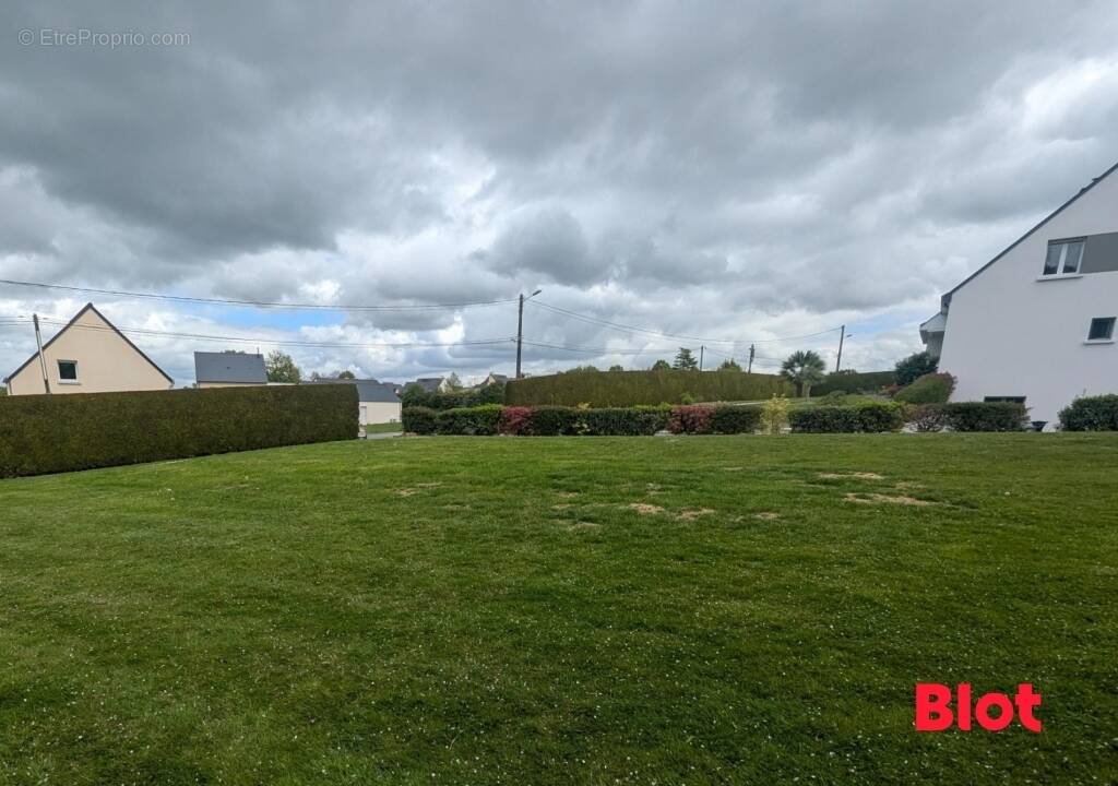 Terrain à ERBREE