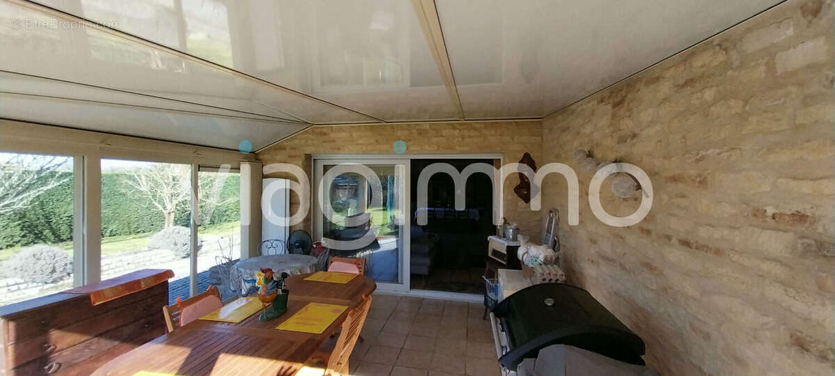 Maison à SAINT-URBAIN