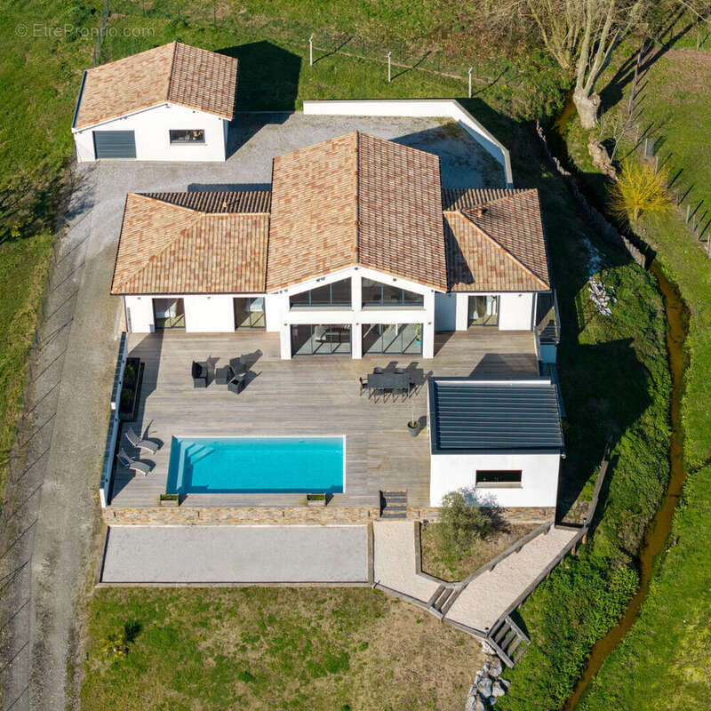 Maison 149m² à rivière-saas-et-gourby - photo 14