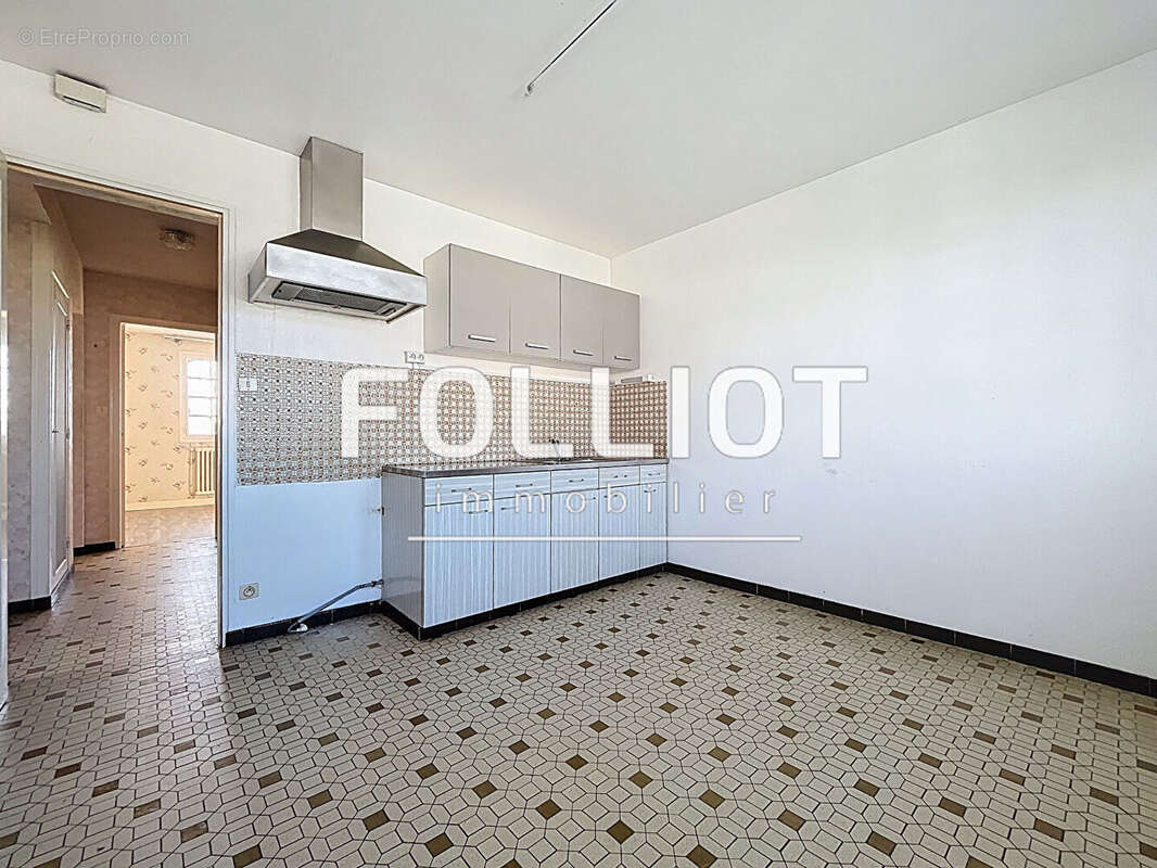Maison à LA BLOUTIERE