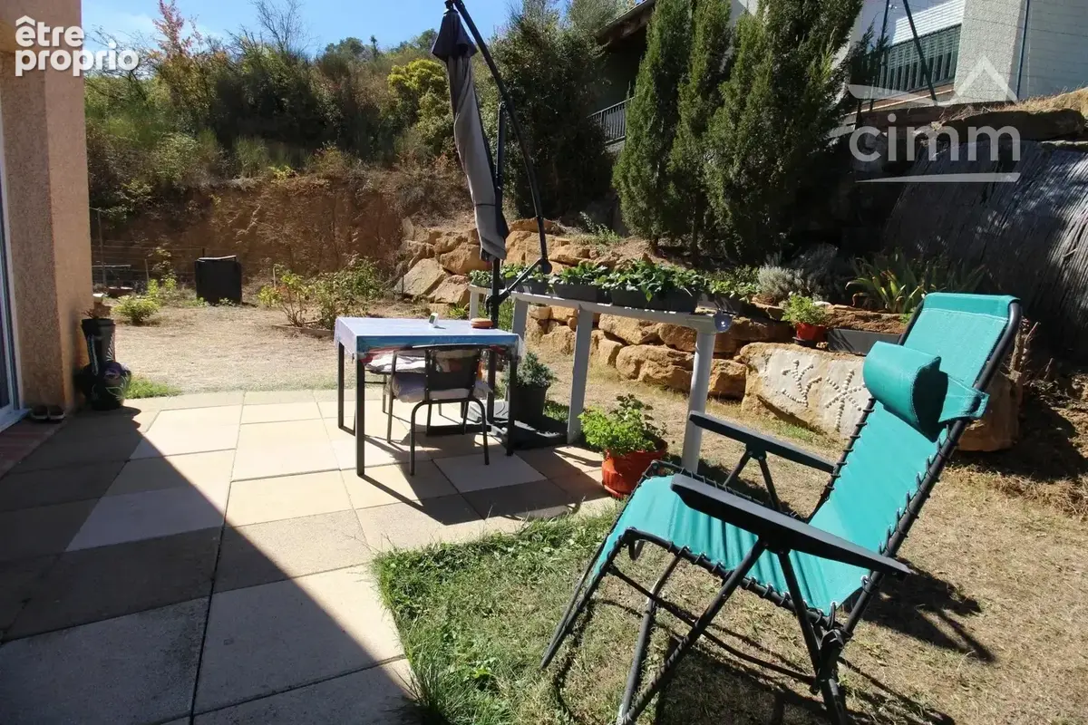 A vendre maison avec garage et jardin - photo 12