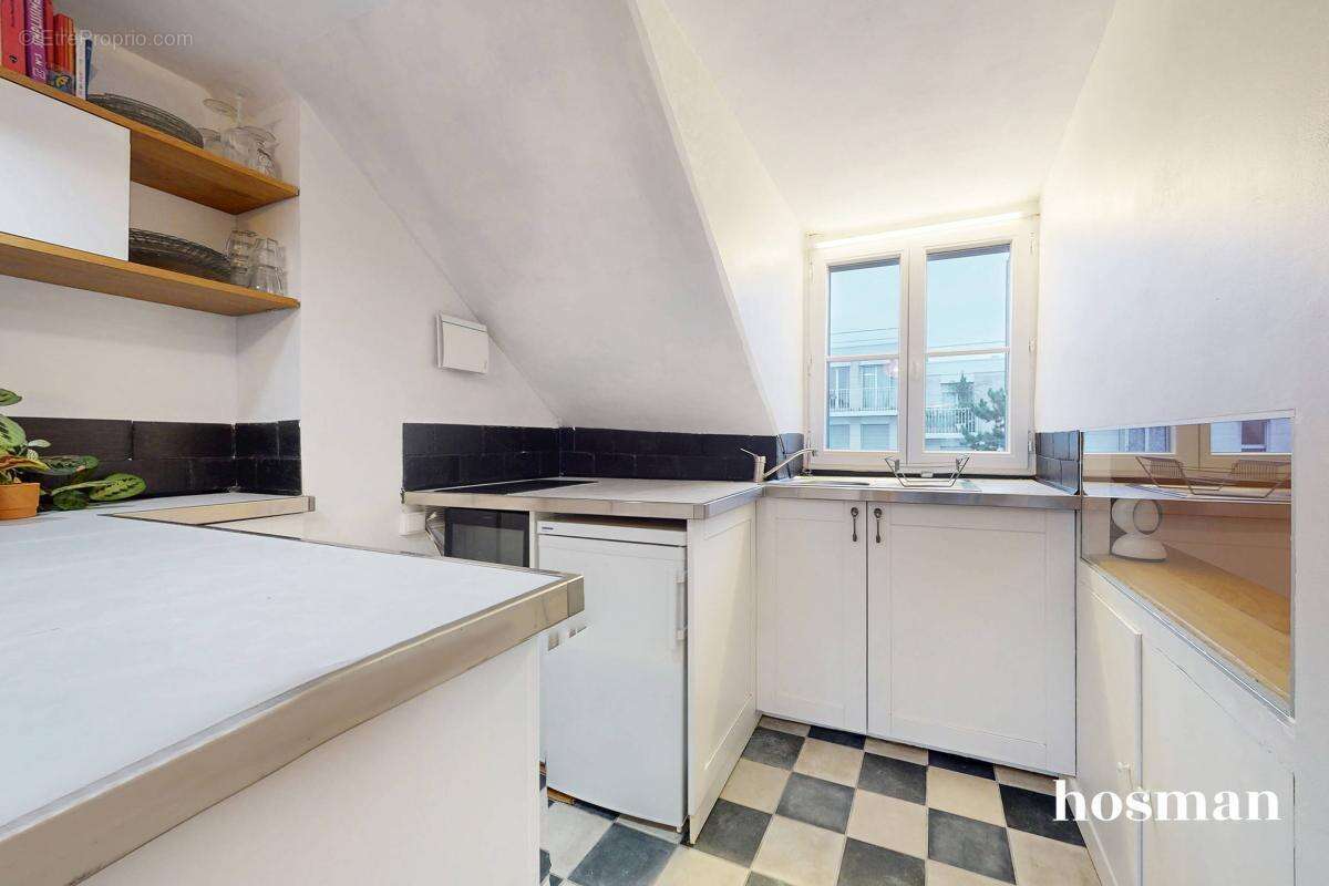 Appartement à PARIS-10E