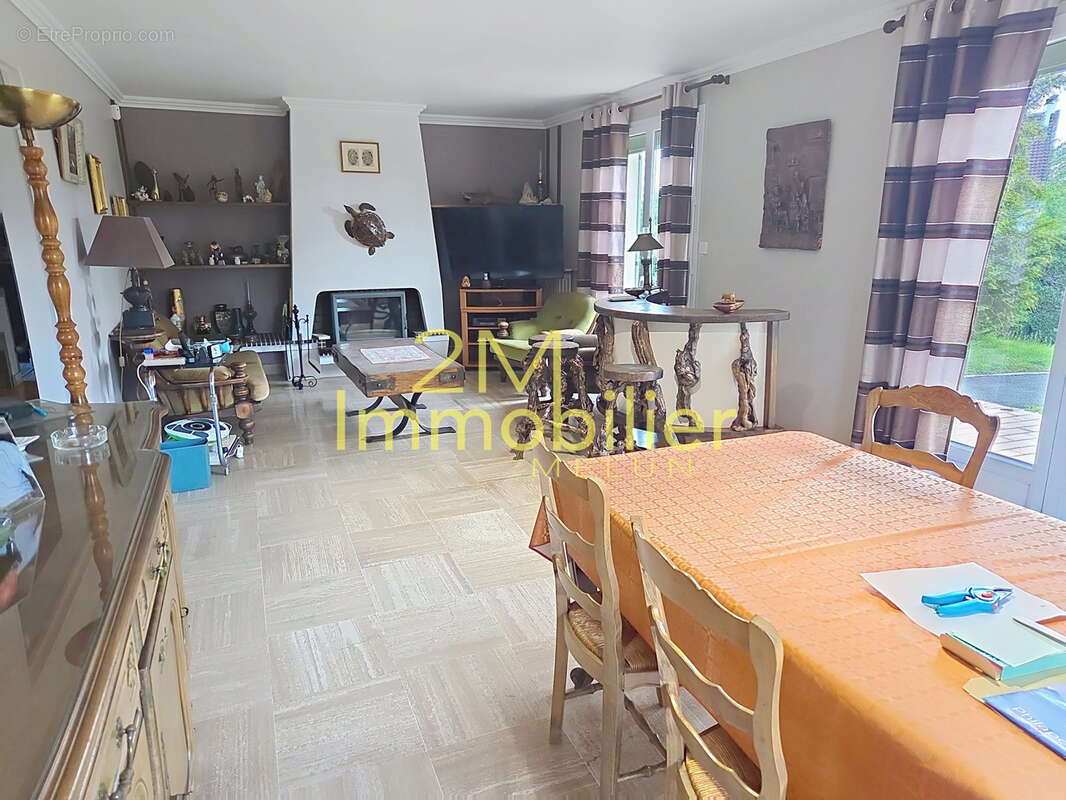 Maison à RUBELLES