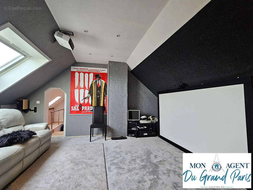 Maison à TOUSSUS-LE-NOBLE