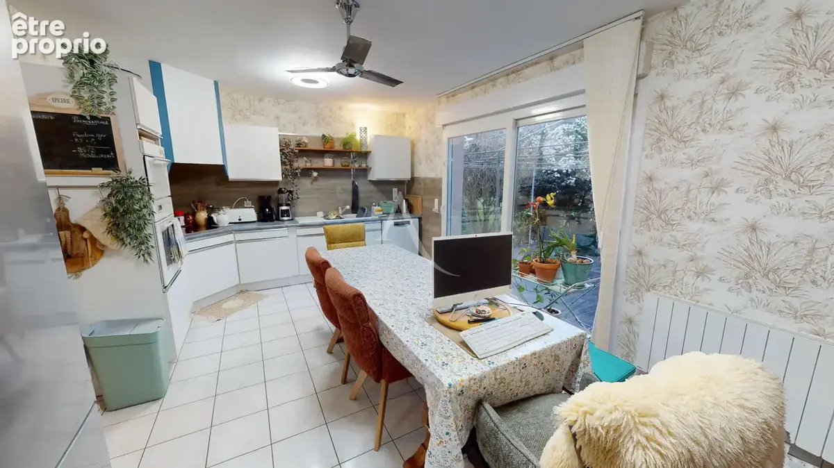 Maison Fontaine-le-comte 4 pièces 132 m2 - photo 6