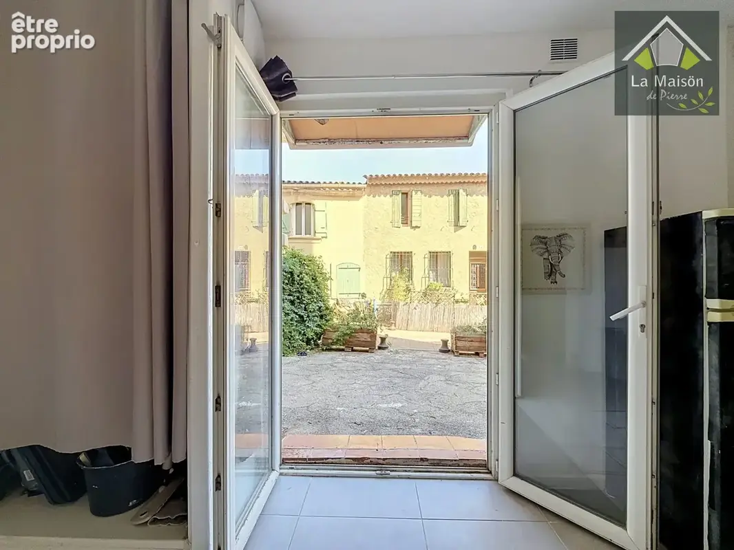Appartement 2 pièces 50 m² à vendre à Istres (13800) - photo 3