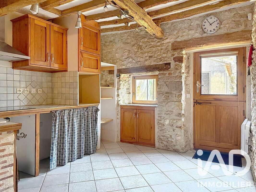 Maison 115 m² à Mondonville-Saint-Jean  - photo 4